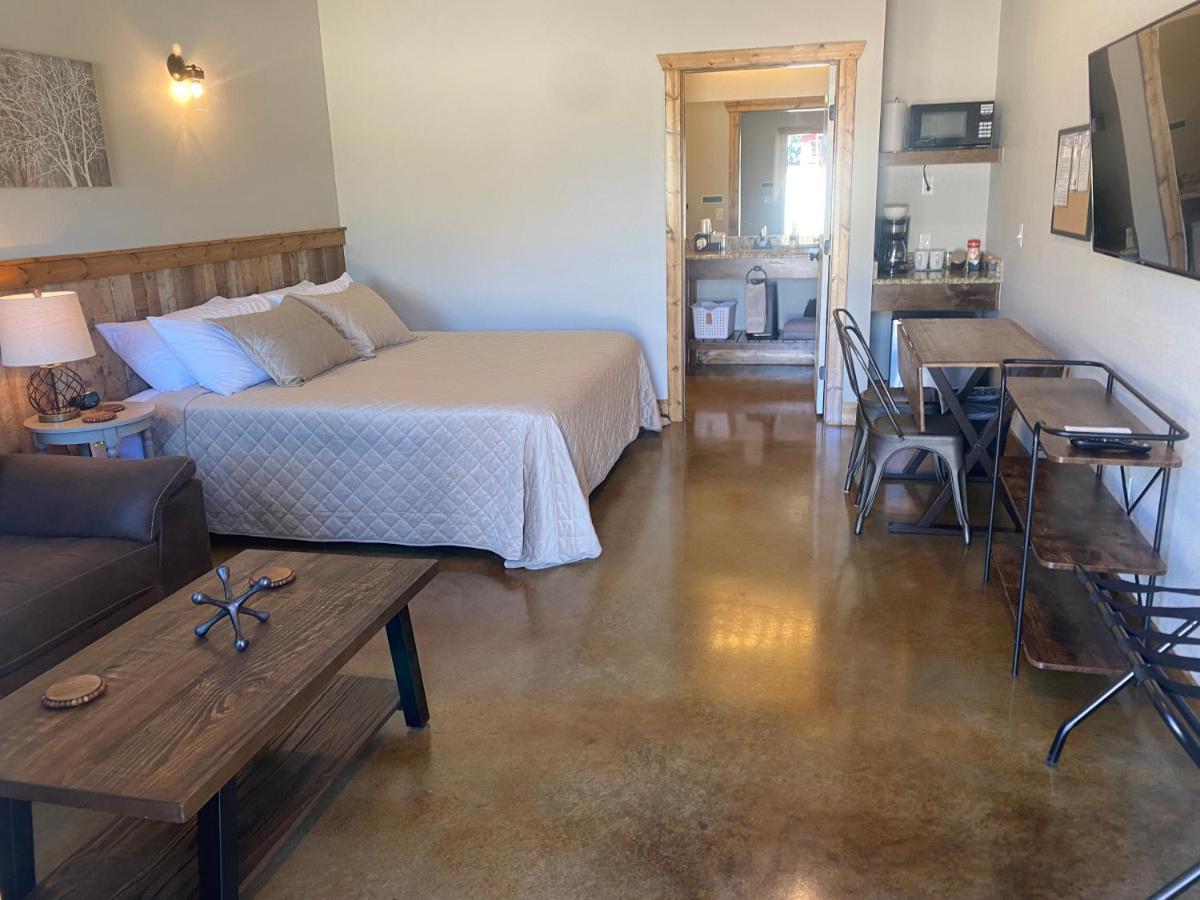 Kingston The Woods Lodging الغرفة الصورة